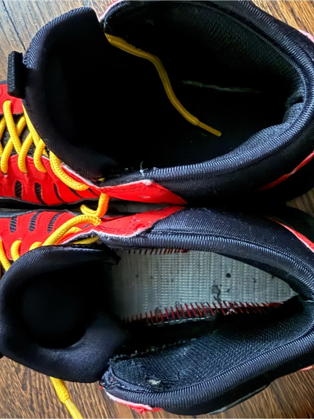 Nike Air Bakin Sneakers